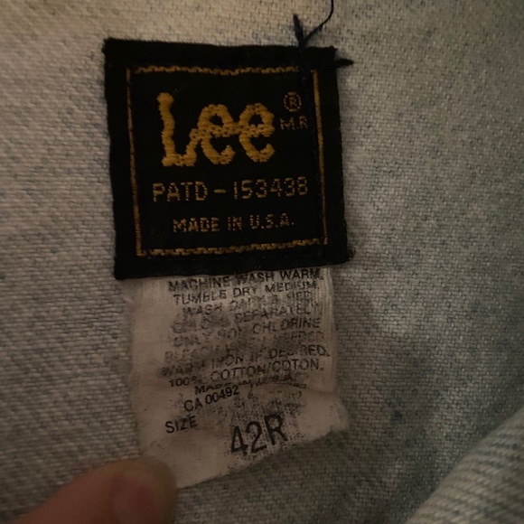 SOLD Urban Outfitters x Lee Oversized Denim Jacket - Picture 3 of 4